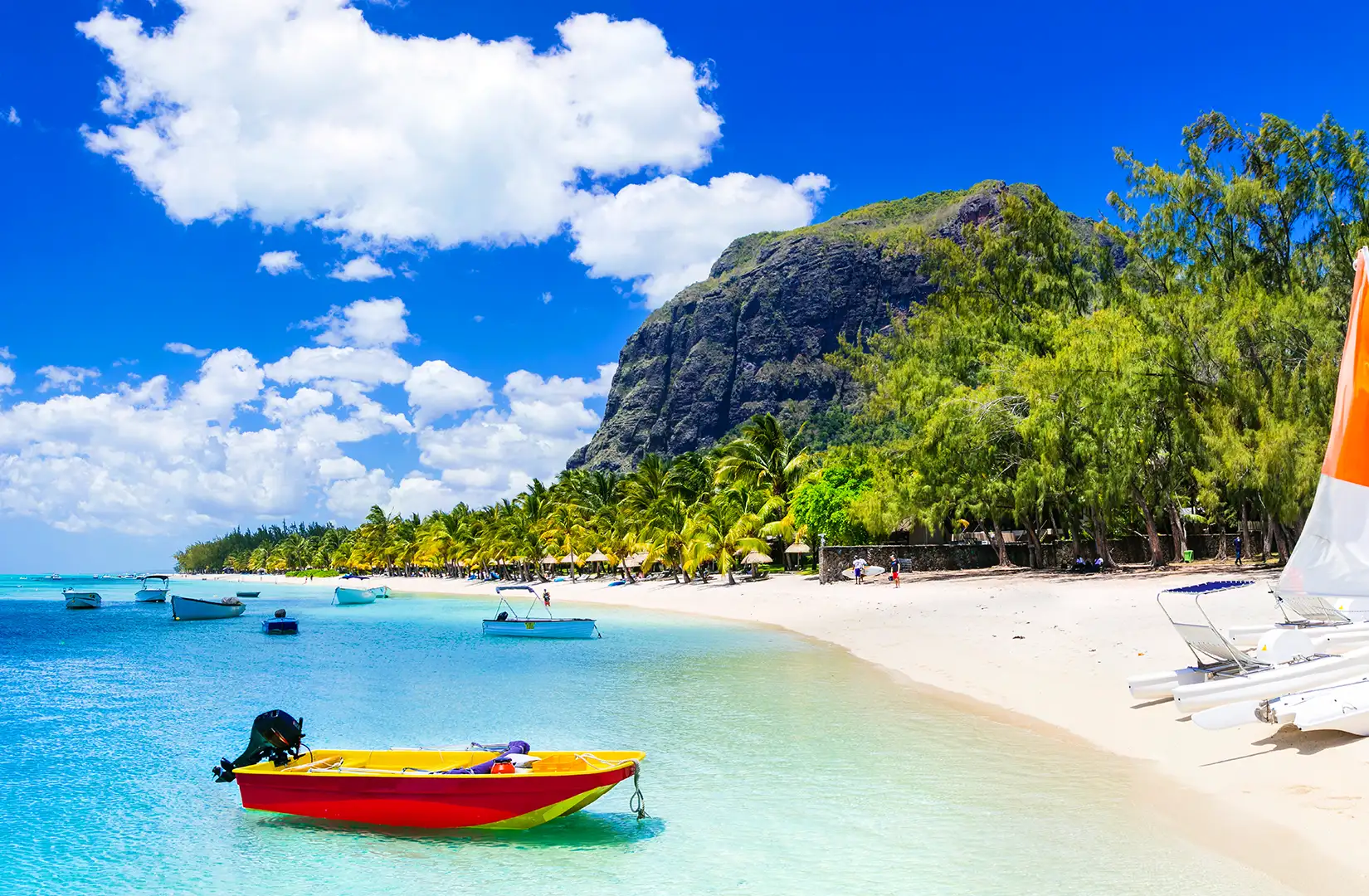 Wassersportaktivitäten auf der wunderschönen Insel Mauritius