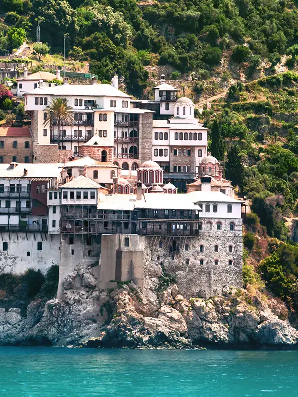 Kloster Osiou Gregoriou auf dem heiligen Berg Athos in Nordgriechenland auf der Insel Chalkidiki