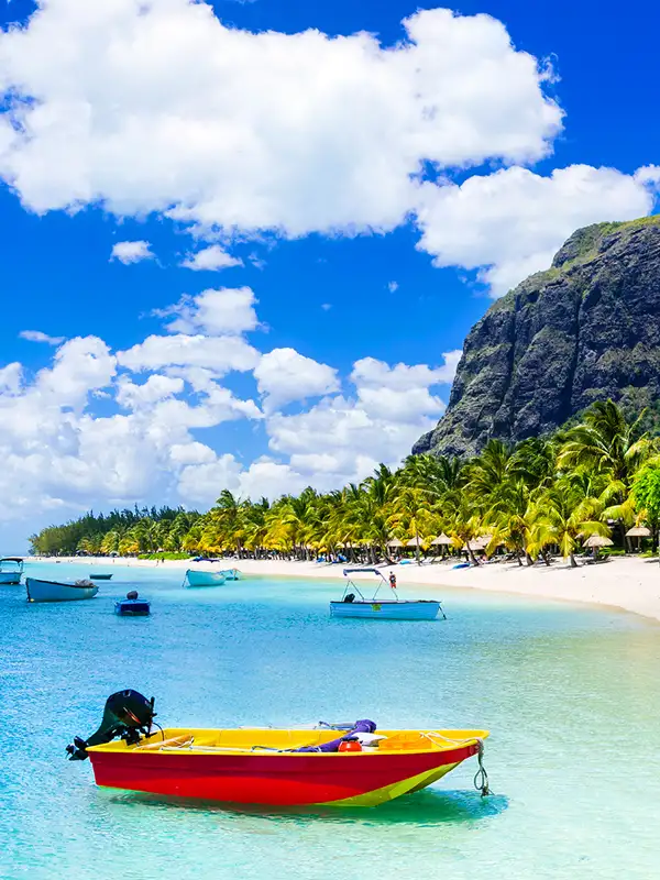 Wassersportaktivitäten auf der wunderschönen Insel Mauritius